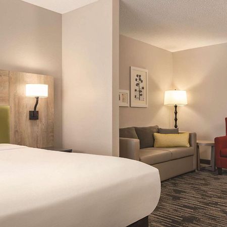 Country Inn & Suites By Radisson, St Cloud East, Mn Saint Cloud Zewnętrze zdjęcie
